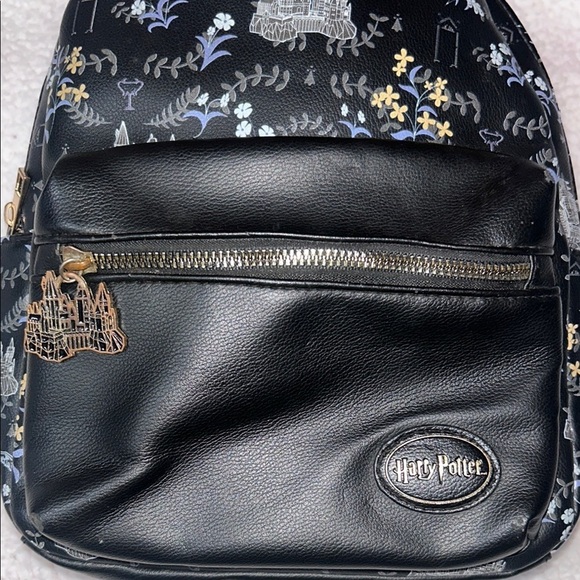 Warner Bros. Black Speckled Mini Backpack main image 11